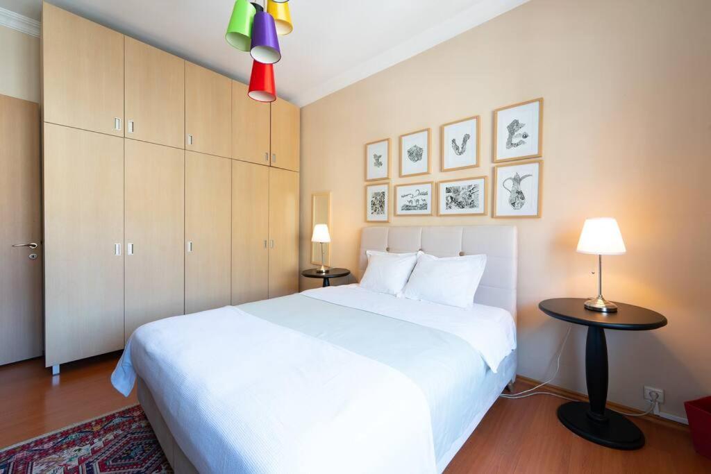 Unique Flat By The Bosphorus In Bebek