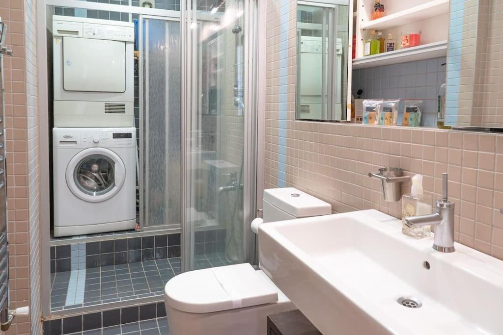 Unique Flat By The Bosphorus In Bebek Apartment